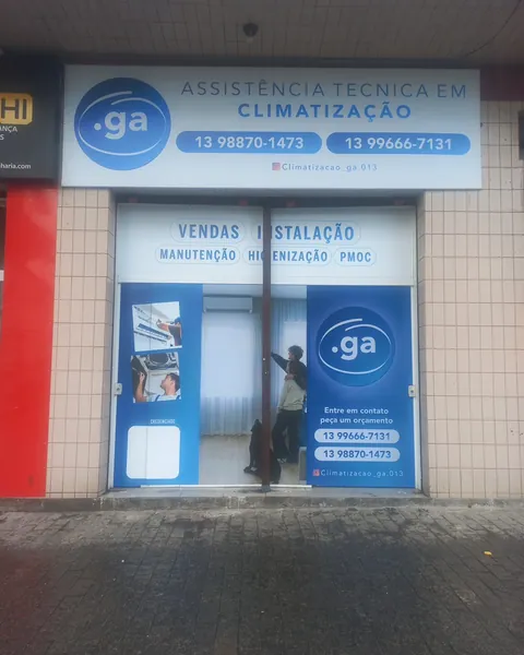 Fachada da loja da GA no Centro de São Vicente
